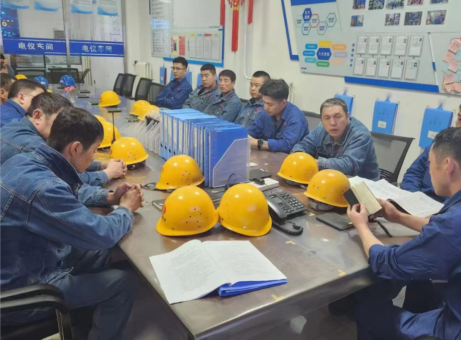 1690935175423253.png 640 (2).png